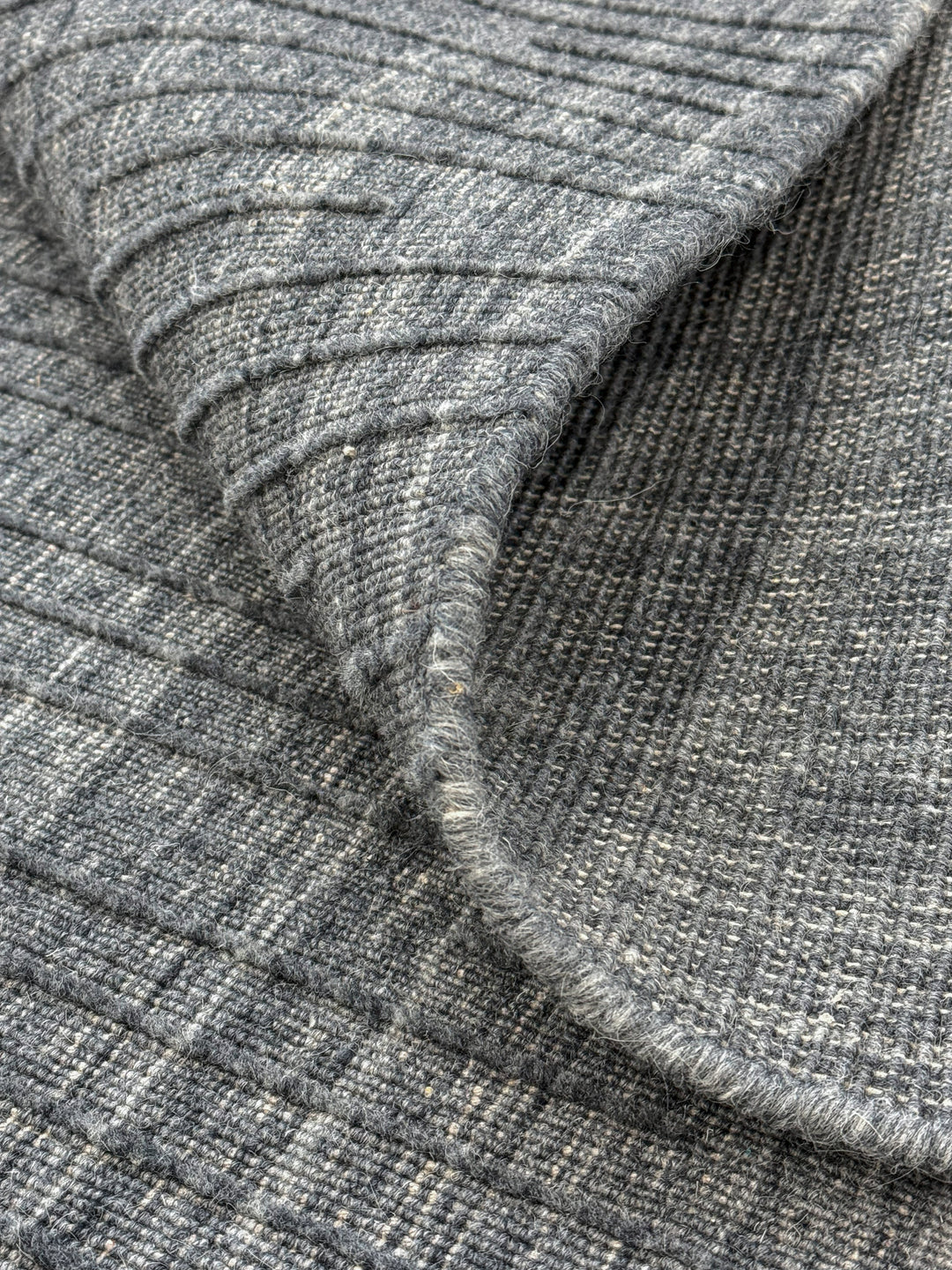 Adoni Charcoal
