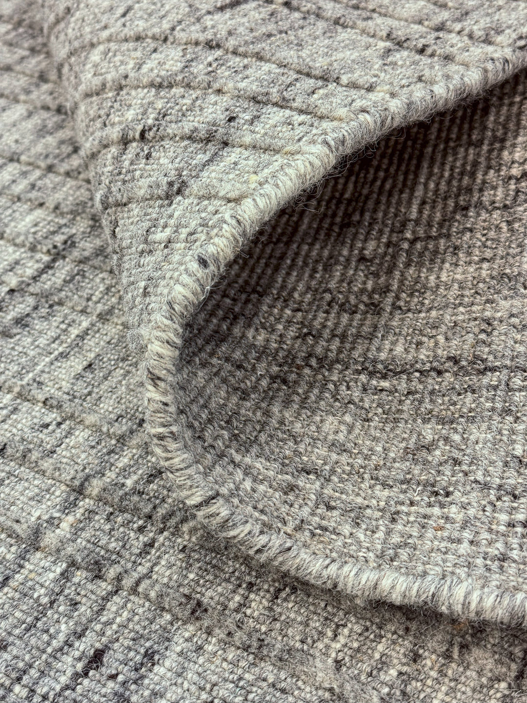 Adoni Grey