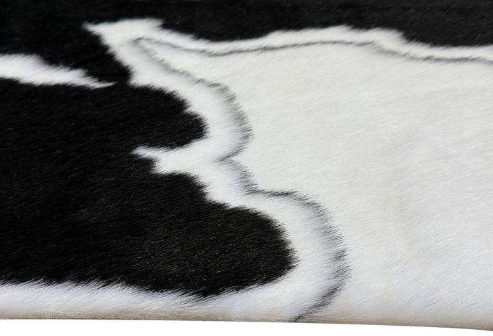 Collingwood Black White 5'x7'