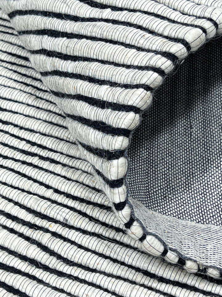 Shelly Wool Ivory/Black