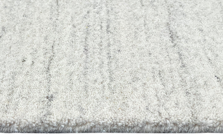 Akita Ivory Wool