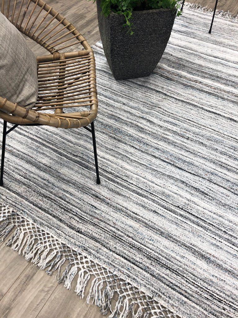 Dhurry Grey/Red