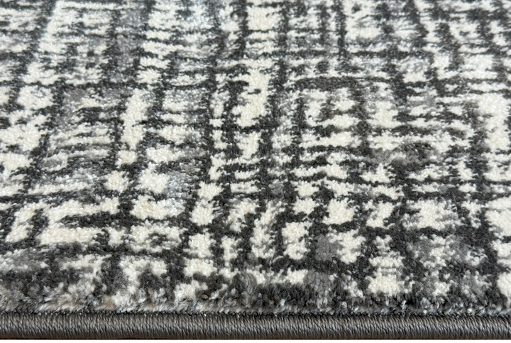 AURA 811