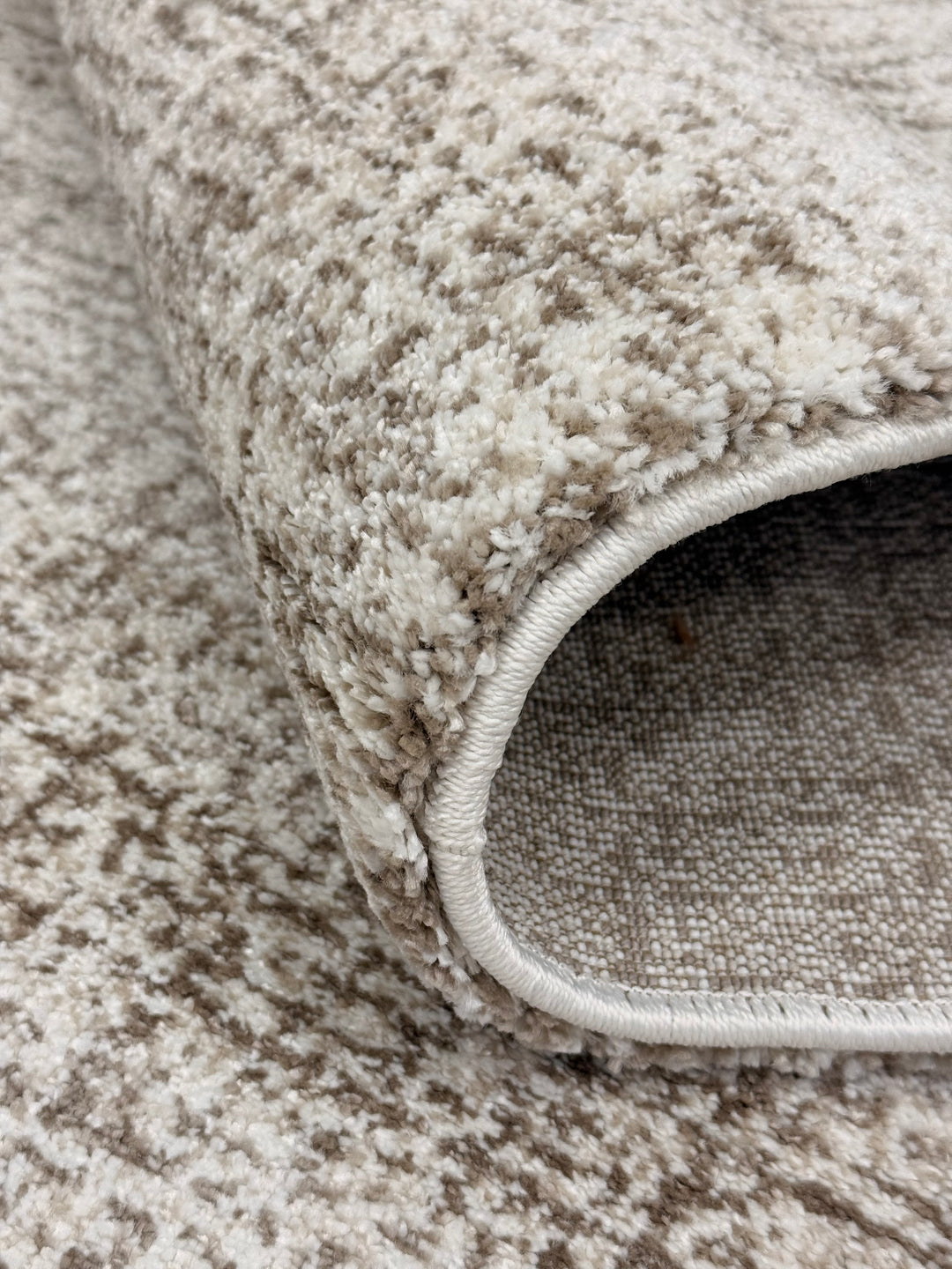 Ellis 834 Cream-Kemik