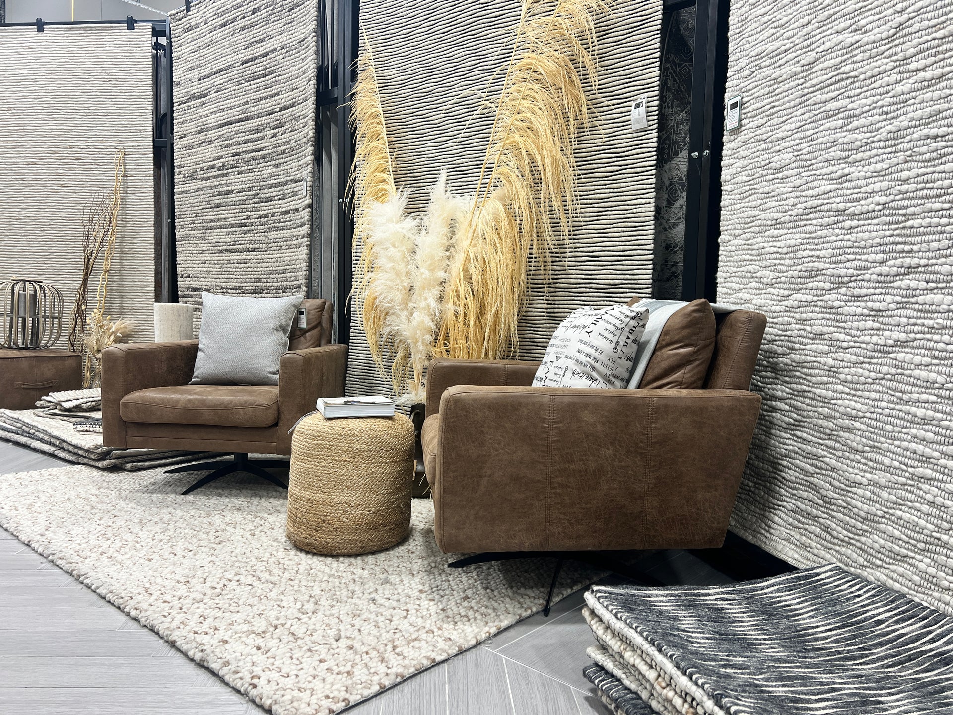 Area Rugs & Runners | Area Rug Shop | Shop Online or In-Store | Canada