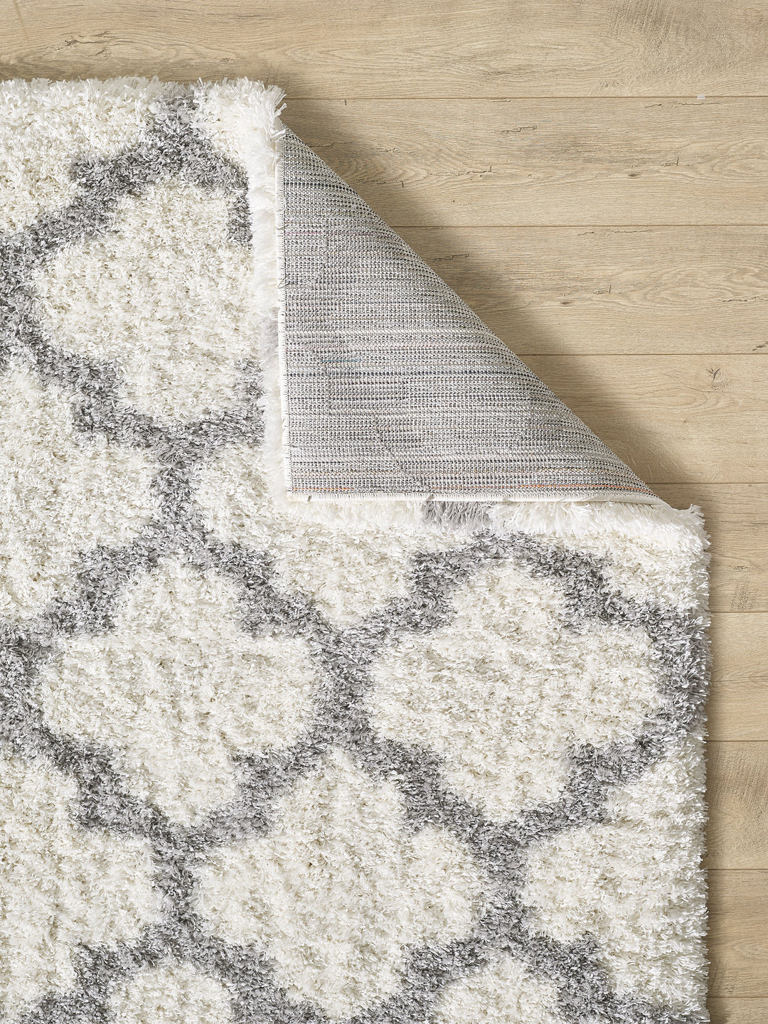 Superior Shag 494 White